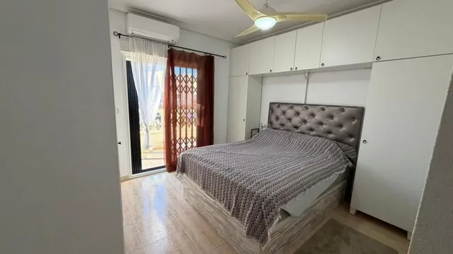 Villa en venta - Playa Flamenca — 12