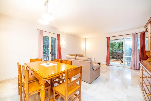 Planta baja de 3 habitaciones, con terrazas, parking y trastero en Ciudad Jardín — 5