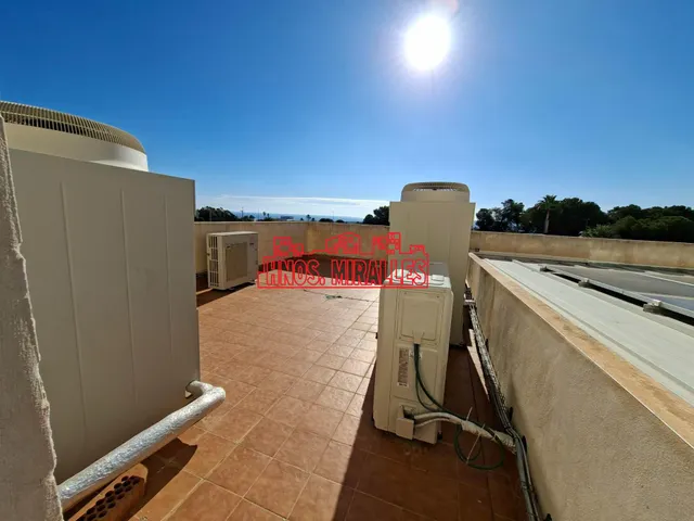 ¡¡ EN ALQUILER, GRAN OFICINA 653 m2 A 5 MINUTOS DEL AEROPUERTO Y CIUDAD DE LA LUZ !! — 18