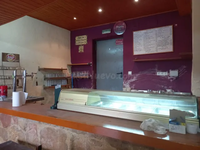 OCASION CAFETERIA RESTAURANTE CON VIVIENDA, BUHARDILLA Y GRA - foto 2