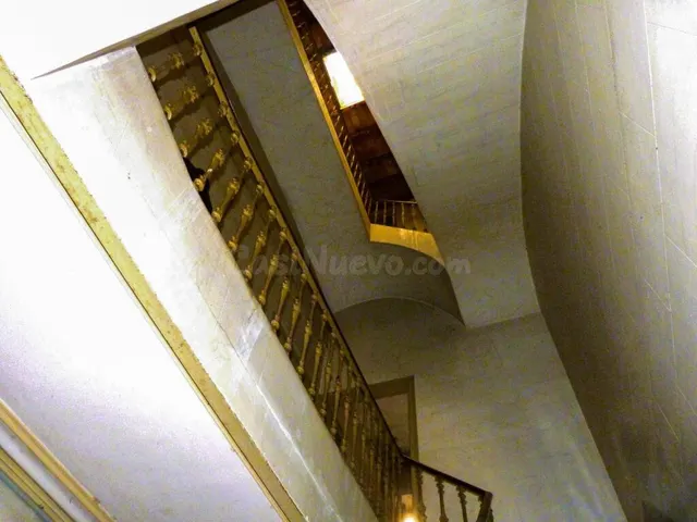 CASA MODERNISTA EN LA ZONA PEATONAL DE SANT FELIU DE GUÍXOLS — 7