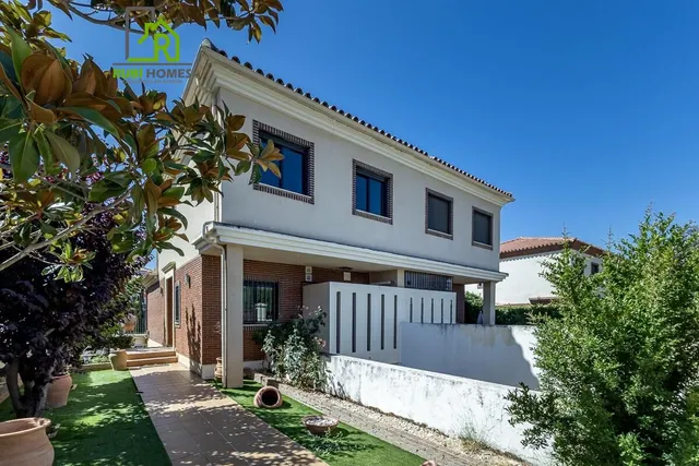 CASA EN VENTA - ALBOLOTE (Cortijo del Aire) — 40