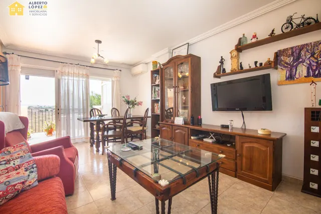 Vivienda con terraza , vistas despejadas, privacidad y orien - foto 5