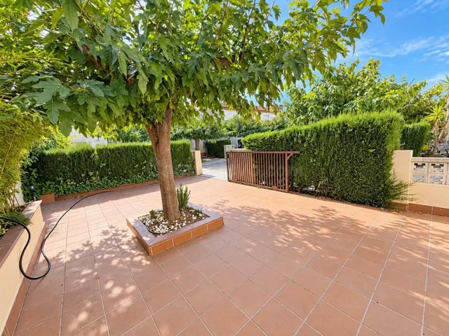 Casa en venta, en la urbanización Port Estrella - foto 4