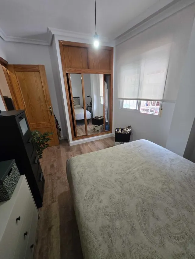 Fabuloso apartamento en el centro de Torrevieja, ideal para vivir todo el año — 12
