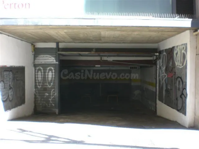 Parking en alquiler - Central — 2
