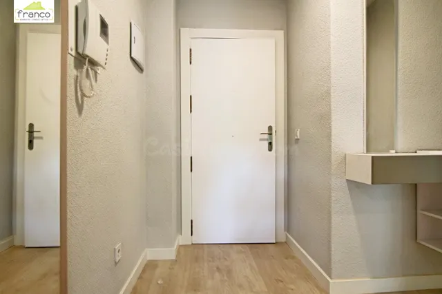 APARTAMENTO JUNTO A PLAZA CIRCULAR Y ABENARABI — 5