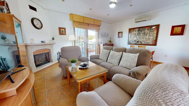 ¡¡ PARCELA EN PROINDIVISO CON VIVIENDA EN AVDA. DEL AEROPUERTO !! — 42
