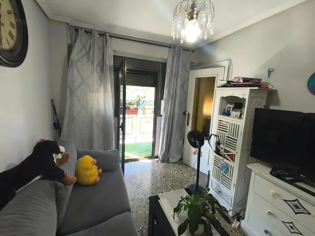 VIVIENDA REFORMADA CON ASCENSOR Y SERVICIO 3 DORMITORIOS — 25