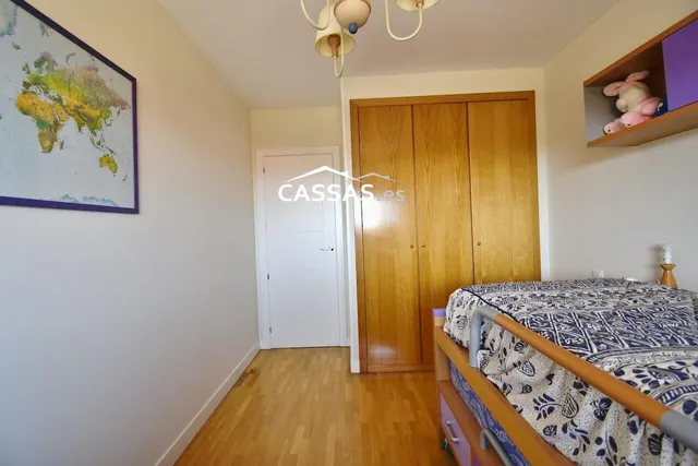 URBANIZACIÓN CORAZON DE ARDOZ - ÁTICO de 2 habitaciones con terraza 40m2. Garaje, trastero y piscina — 38