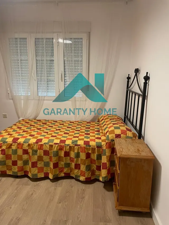 AMPLIO PISO EN ALQUILER EN ZONA CÁNOVAS ✨ - foto 2