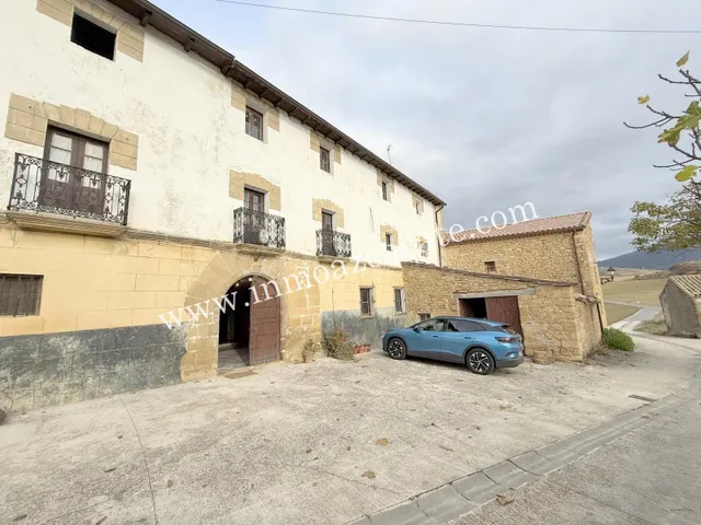 Casa en Irujo - foto 2