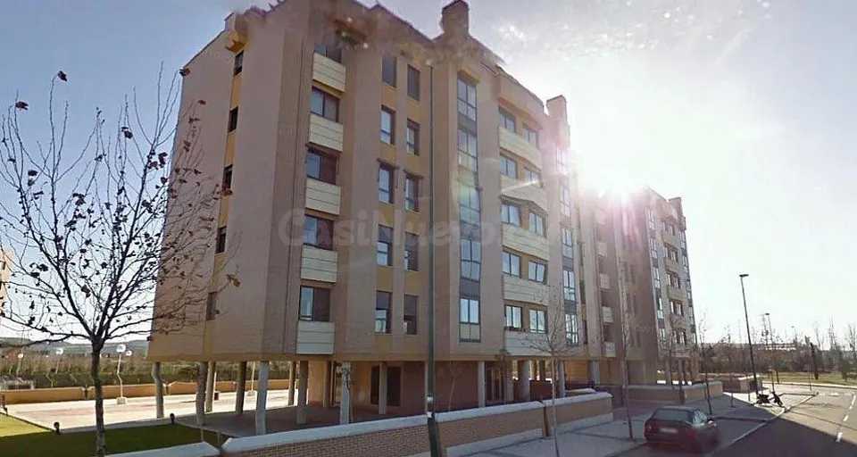 SE VENDE PLAZA DE GARAJE PARA MOTO EN ZONA NUEVO HOSPITAL
