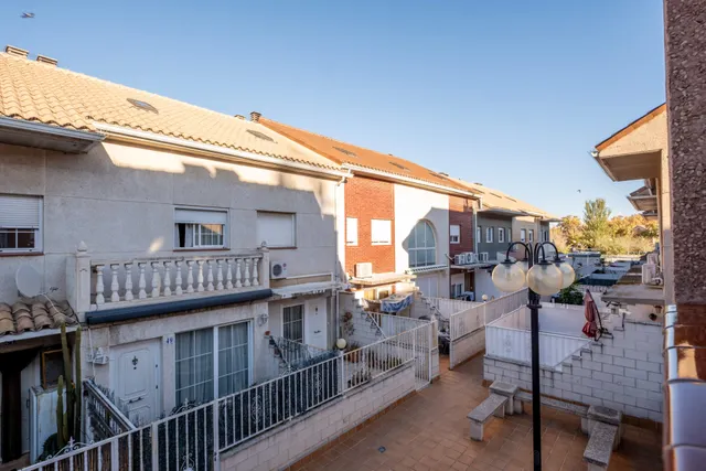 Unifamiliar en Santa Isabel — 34