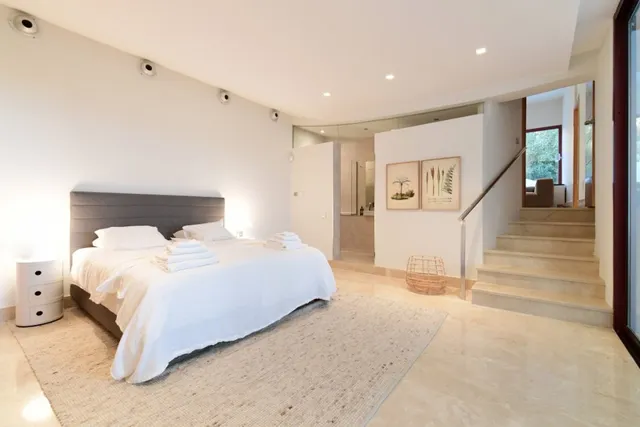 Preciosa villa a pies de campos de golf. — 9