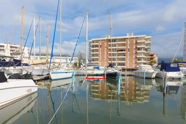 Alquiler amarre de 8x3 m en el PORT TREBOL, Santa Margarita. - foto 2