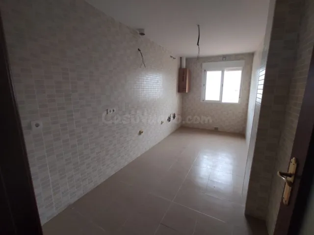 PISO EN VENTA EN EL CARPIO - foto 2