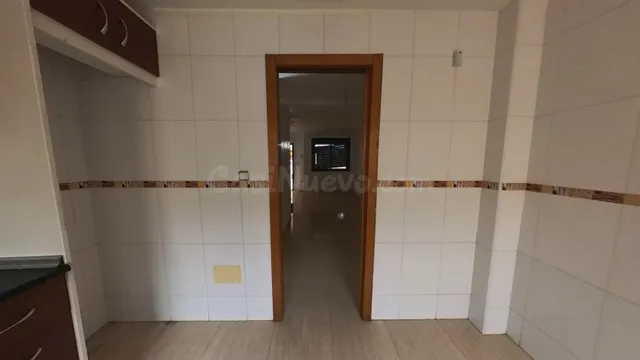 VIVIENDA ADOSADA DE 2 DORM EN ROLDAN - foto 5