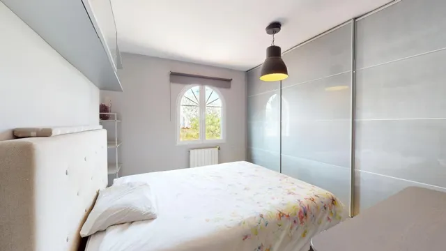 VILLA DE 5 DORMITORIOS Y 3 BAÑOS EN LA ZENIA — 17
