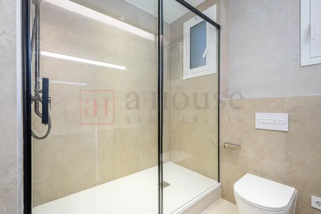 Espectacular piso reformado de 200m2 en la dreta de l´eixample — 44