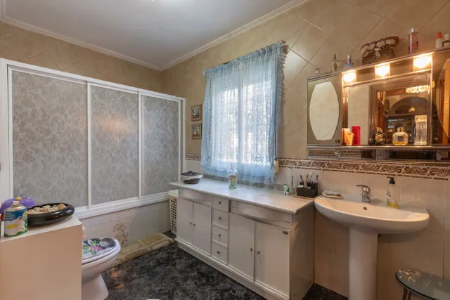 Se vende exclusiva vivienda en Alfacar – Cuesta de Víznar con extension de terreno rústico de 6.000m2 — 49