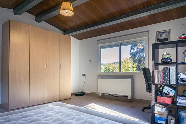 ESPECTACULAR CASA CON TERRENO EN LA SIERRA SUR — 24