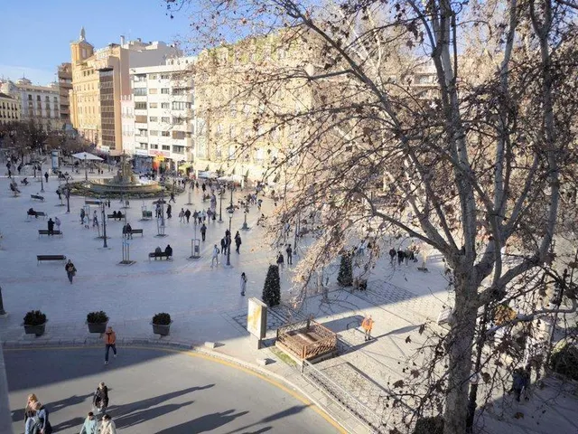 PISO CON TERRAZA EN ALQUILER EDIFICIO ZAIDA EN GRANADA — 6