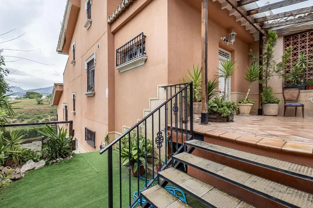Espectacular Casa de Lujo en Urbanización Los Cerezos — 7