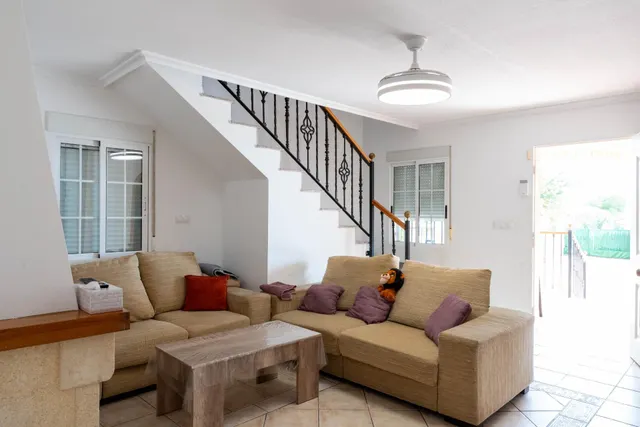 Espectacular chalet con piscina y gran jardín en Albatera — 27