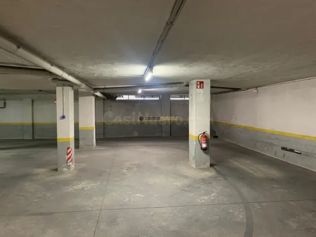 Plaza de garaje en el centro de Elda - foto 5
