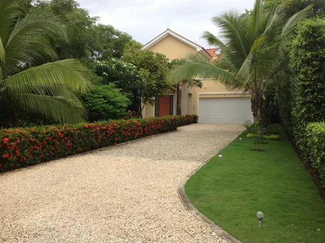 Casa 3 habitaciones 355m² en alquiler - Zona norte — 27