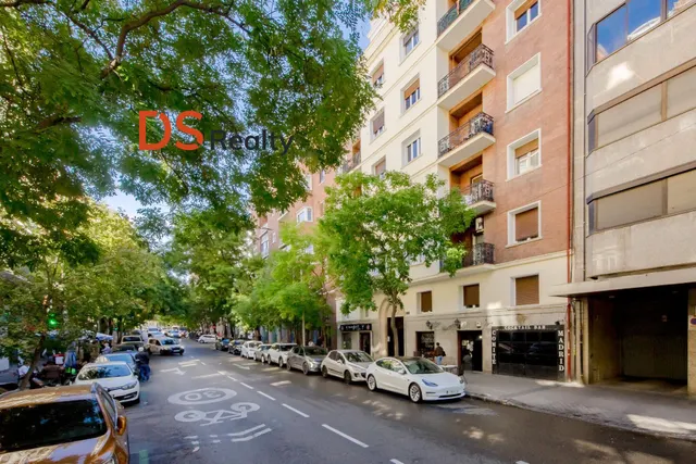 Exclusivo piso 3+2 junto a pintor rosales con terraza y trastero — 41