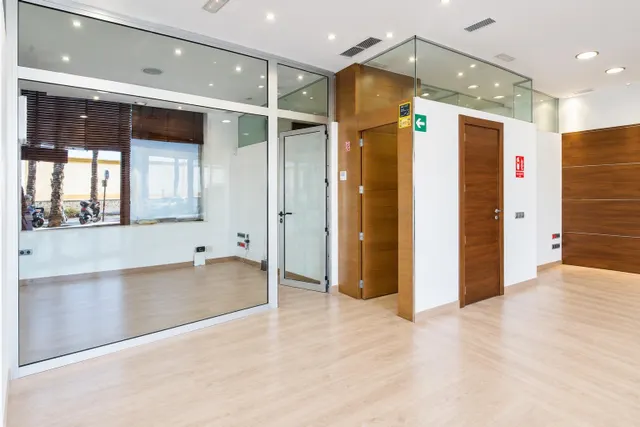 Local comercial en Plaza Castellini, Cartagena – Visibilidad - foto 3