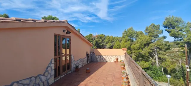 Espectacular Chalet Adosado con Piscina, Terrazas y Diseño Exclusivo — 17
