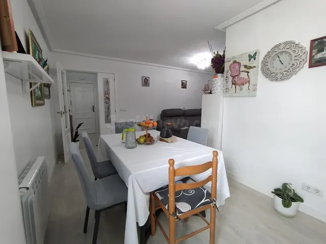 VENTA PISO EN FLORES DEL SIL EN PONFERRADA - foto 2