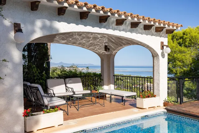 Fantastica Villa mediterránea con vistas panorámicas al mar en Las Rotas — 11
