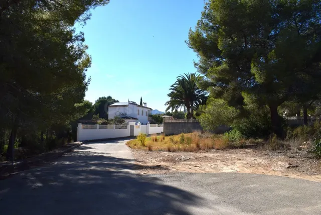 Parcela en venta cerca del pueblo - foto 5