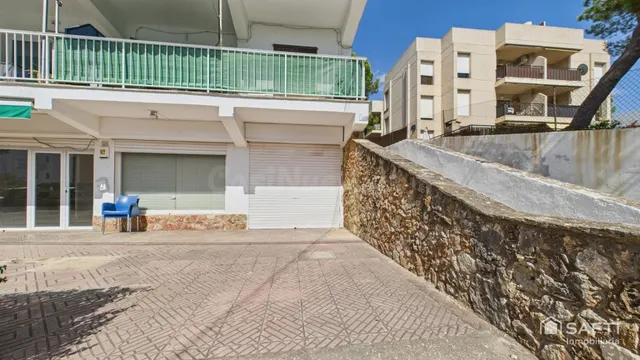 Se alquila – Local comercial - gran terraza privada en Santa Ponsa (Via de la Cruz, Mallorca) — 22