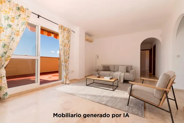 Ático con 100 m2 de espacio exterior, vistas panorámicas y garaje en el centro de Fuengirola – 375.000 € — 9