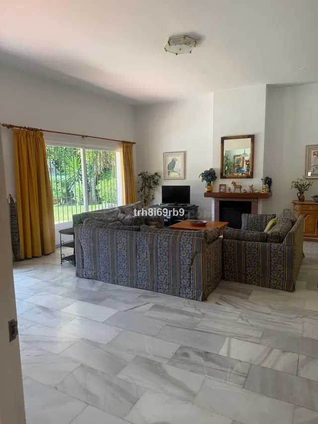 Chalet 4 habitaciones 203m² en venta - Costa Del Sol - foto 4