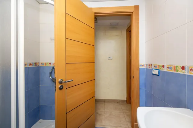 Casa exclusiva junto a Acera del Darro. Pleno centro de Granada. Seminueva y con ascensor propio — 24