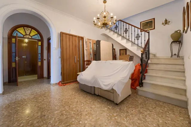 ¡¡ESPECTACULAR!! Adosada de esquina de 223 m2 con patio, terraza y garaje — 10