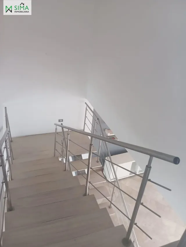 Casa 7 habitaciones 450m² en alquiler - Castillogrande — 8