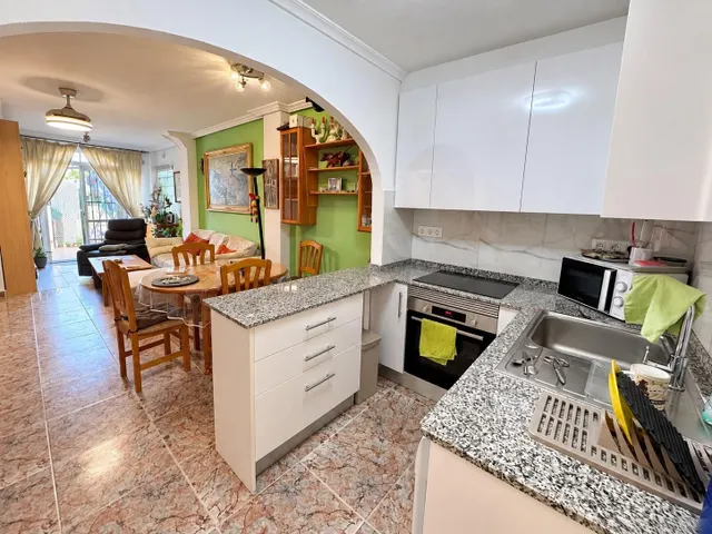 Vivienda en planta baja con dos terrazas frente a la piscina en El Moncayo – Guardamar del Segura — 20