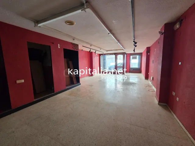 Local a la venta y en alquiler en Ontinyent - foto 3