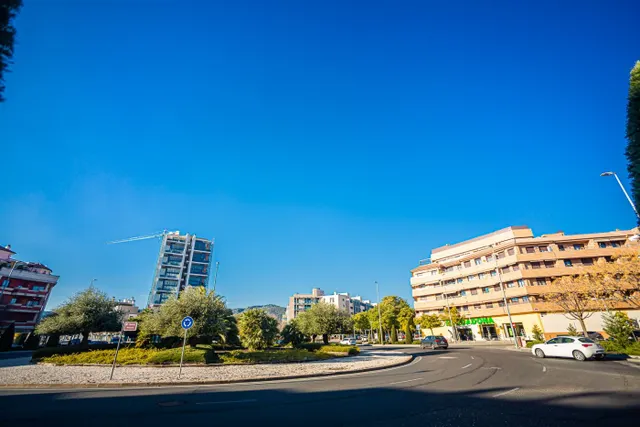 PLAZA DE APARCAMIENTO EN AVENIDA CAÑITO BAZÁN — 16