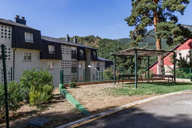 VIVIENDA EN URB. VALLE FUENFRIA, CERCEDILLA — 39