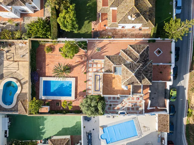 Chalet 5 habitaciones 318m² en venta - Centro — 36