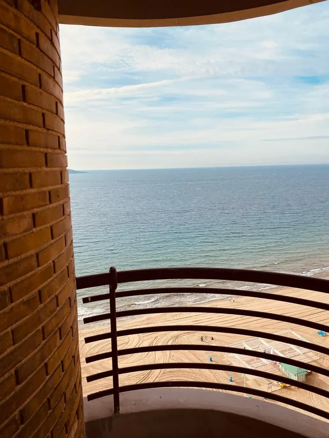 Piso tres dormitorios primera linea Levante (cl) — 2