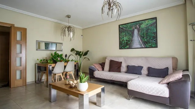Piso en venta en Avenida de Ronda de Elda!!! — 3